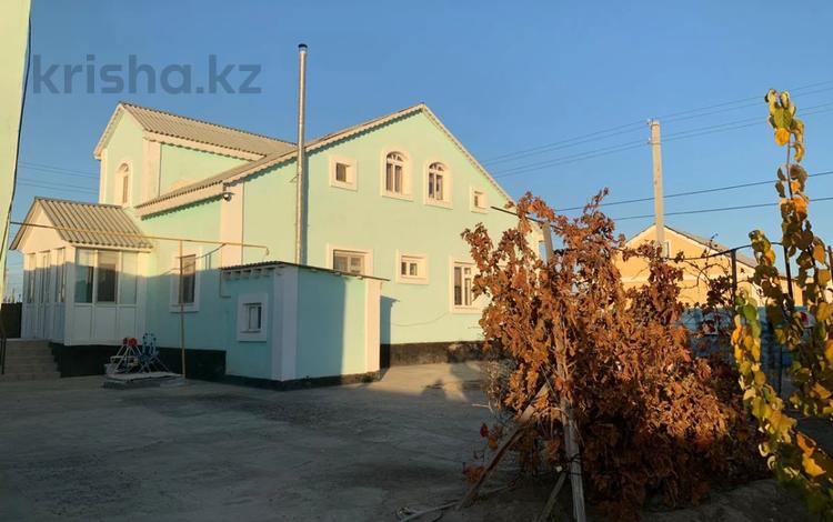 Жеке үй · 10 бөлме · 200 м², Жумыскер, бағасы: 400 000 ₸ в Атырау — фото 2
