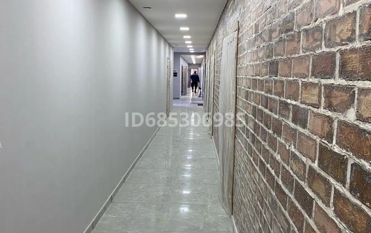 Офисы · 1200 м² за 4.8 млн ₸ в Караганде, Казыбек би р-н — фото 2