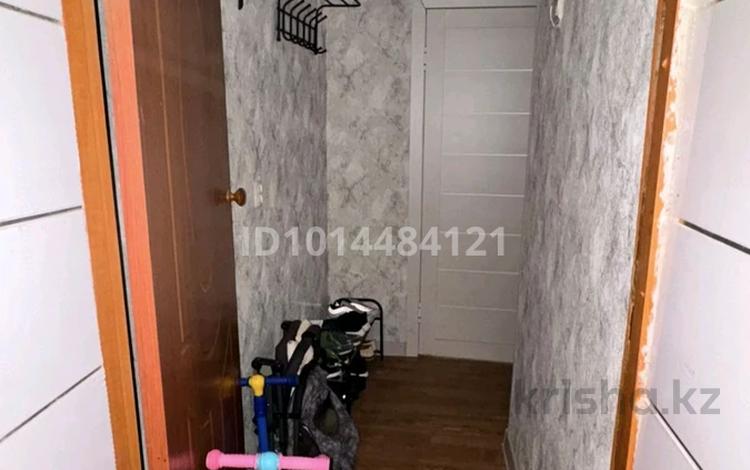 2 бөлме · 54 м² · 2/4 қабат, 1 мкр 22, бағасы: 130 000 ₸ в Жанаозен — фото 3