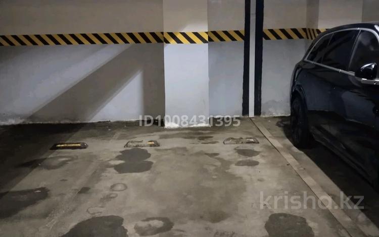 Паркинг · 14 м² · Акмешит 9 — Пересечение Акмешит и Керей Жанибек хандар за 20 000 ₸ в Астане, Есильский р-н — фото 2