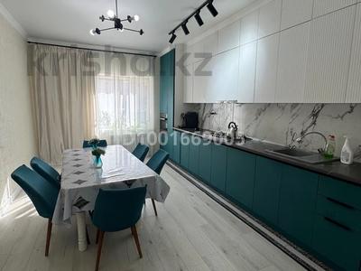 Продажа квартир в Актюбинской обл.: 5-комнатная квартира · 223 м² · 1/5 этаж, мкр. Алтын орда 42 — Мустафа шокая за 70 млн 〒 5-комнатная квартира · 223 м² · 1/5 этаж, мкр. Алтын орда 42 — Мустафа шокая за 70 млн 〒 в Актобе