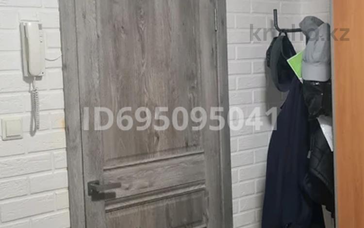 4-бөлмелі пәтер · 72 м² · 2/9 қабат, 4мкр 31 — Рахат, бағасы: 20 млн ₸ в Аксае — фото 2