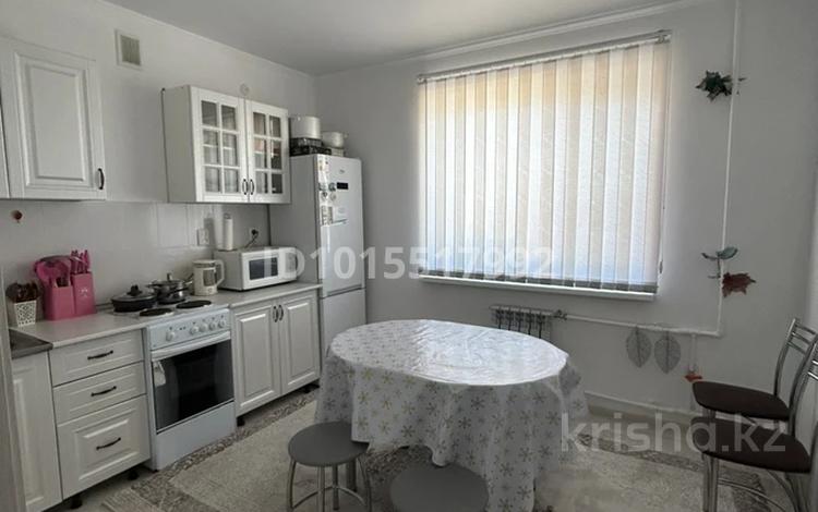 1-бөлмелі пәтер · 40 м² · 4/5 қабат, 10 микрорайон 17, бағасы: 150 000 ₸ в Балхаше — фото 2