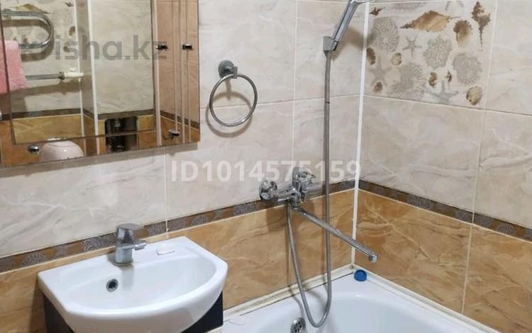 1-комнатная квартира · 32 м² · 2/5 этаж, Старый город, Алтынсарина 37 за 100 000 ₸ в Актобе — фото 2