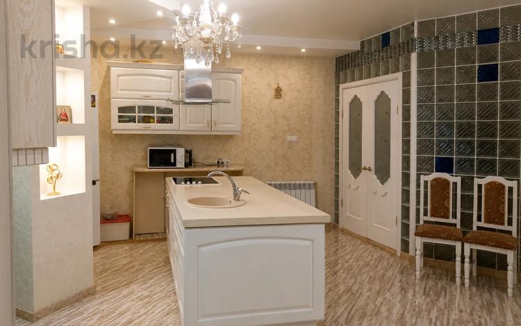3-комнатная квартира · 110 м² · 12/12 этаж, ул. Рыскулбекова 28/8 за 62.5 млн 〒 в Алматы, Бостандыкский р-н — фото 2
