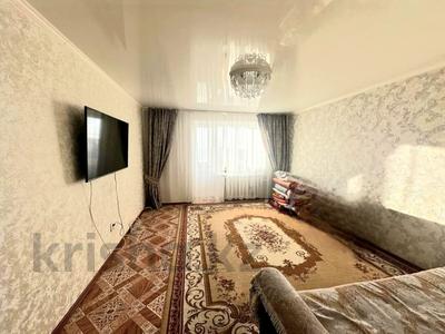 Продажа квартир в Карагандинской обл.: 3-комнатная квартира · 64 м² · 6/6 этаж, Момышулы за 25 млн 〒 3-комнатная квартира · 64 м² · 6/6 этаж, Момышулы за 25 млн 〒 в Темиртау