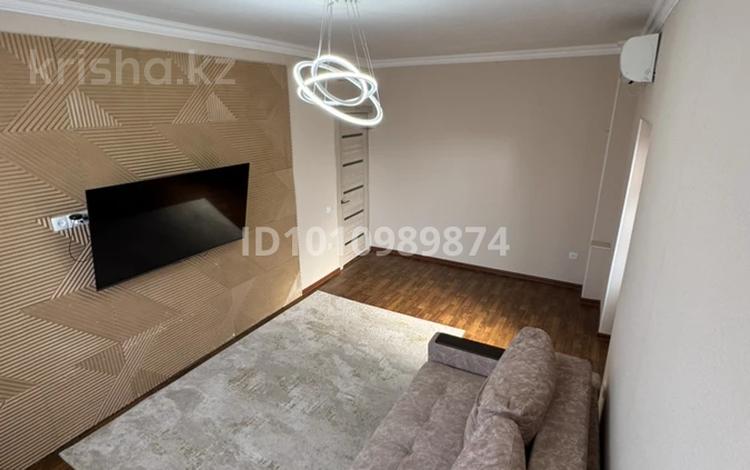 2-бөлмелі пәтер · 52 м² · 4/5 қабат, 9-й мкр 10, бағасы: 15 млн ₸ в Актау — фото 2