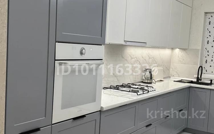 Отдельный дом · 4 комнаты · 160 м² · 4 сот., Карасай батыра 146а — Кулымбетова за 30 млн ₸ в Актобе, мкр. Курмыш — фото 2