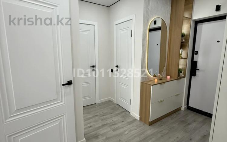 3-бөлмелі пәтер · 60 м² · 4/9 қабат, Райымбек 590/17, бағасы: 40.7 млн ₸ в Алматы, Наурызбайский р-н — фото 2