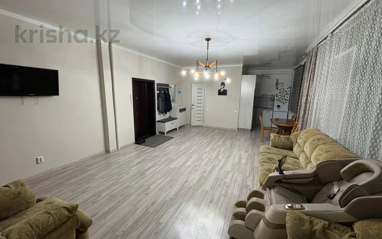 3-комнатная квартира · 60.9 м² · 3/3 этаж, Кайым Мухамедханов за 26 млн ₸ в Семее — фото 2