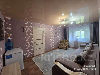 Продажа квартир в Карагандинской обл.: 3-комнатная квартира · 61.7 м² · 3/5 этаж, ул. Квартал 4а за 11.5 млн 〒 3-комнатная квартира · 61.7 м² · 3/5 этаж, ул. Квартал 4а за 11.5 млн 〒 в Темиртау