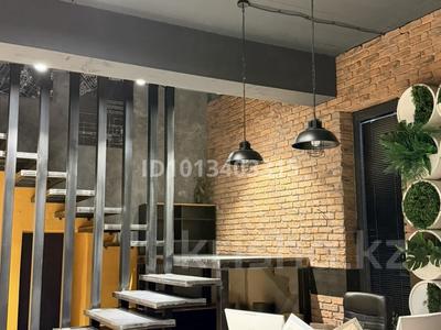 Офисы · 200 м² за 3.2 млн ₸ в Шымкенте, Аль-Фарабийский р-н