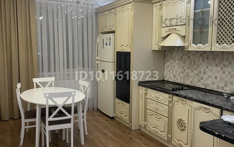 2-комнатная квартира · 68 м² · 7/19 этаж, Аманжолова 28/2 за 380 000 ₸ в Астане, Сарайшык р-н — фото 2