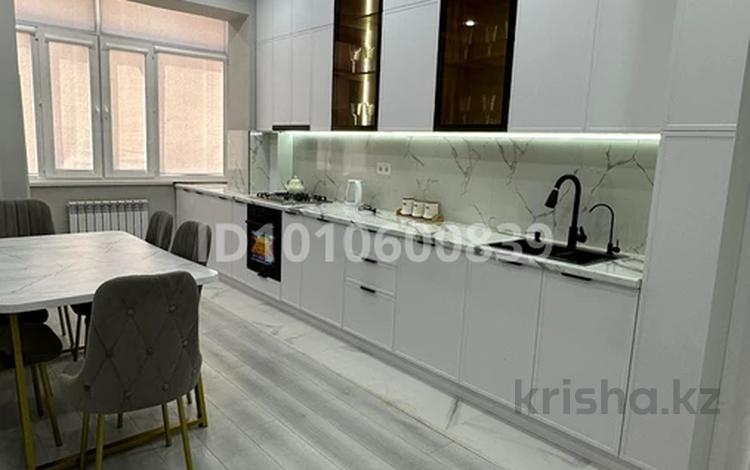 1-бөлмелі пәтер · 56 м² · 4/7 қабат, 20-ш/а. №19,19\1 — Школа 34, бағасы: 180 000 ₸ в Актау, 20-й мкр — фото 4