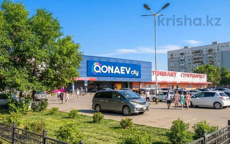 Еркін, кеңселер, дүкендер мен бутиктер, қоймалар, жқб, автосервистер мен көлік жуу, қоғамдық тамақтану орны, сұлулық салондары, ауыл шаруашылығы, монша, қонақ үй және демалыс орындары, медорталықтар мен дәріханалар, білім орталықтары, ойын-сауық · 7282 м², бағасы: 3 млрд ₸ в Конаеве — фото 2