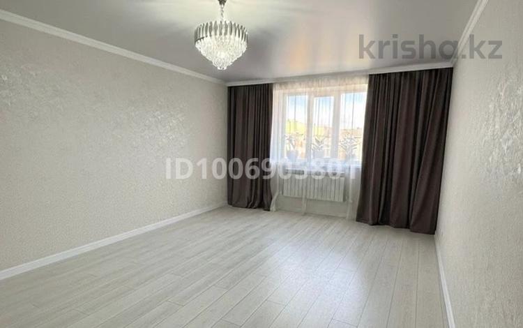4-комнатная квартира · 123.2 м² · 5/5 этаж, мкр. Алтын орда, Мкрн Батыс-2 40B — Ораз Татеулы Тауелсыздык Мустафа Шокая за 45 млн ₸ в Актобе — фото 2