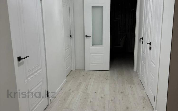 3-бөлмелі пәтер · 64 м² · 1/12 қабат, Ақсай-1А ш/а. — Б. Момышулы, бағасы: 47 млн ₸ в Алматы, Ауэзовский р-н — фото 10