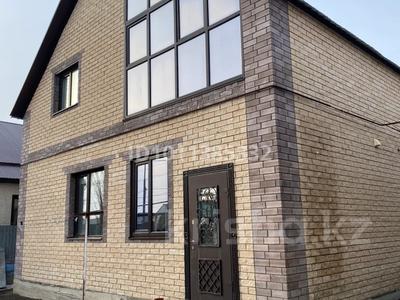 Жеке үй · 5 бөлме · 143 м² · 5 жүзд., Жубан Молдагалиева 51а — Вблизи Проспекта ,маг.»Салтанат» и ресторан, бағасы: 53 млн ₸ в Аксае