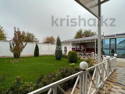 Отдельный дом · 5 комнат · 200 м², мкр Кайтпас 2 66 — Аппас ккламбаева за 600 000 〒 в Шымкенте, Абайский р-н