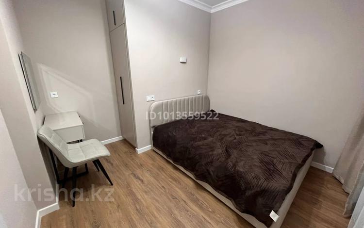2-комнатная квартира · 42 м² · 8/17 этаж, Шамши Калдаяков 61 за 20 000 ₸ в Астане, Сарайшык р-н — фото 2