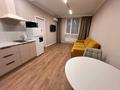 2-комнатная квартира · 42 м² · 8/17 этаж, Шамши Калдаяков 61 за 20 000 ₸ в Астане, Сарайшык р-н — фото 3
