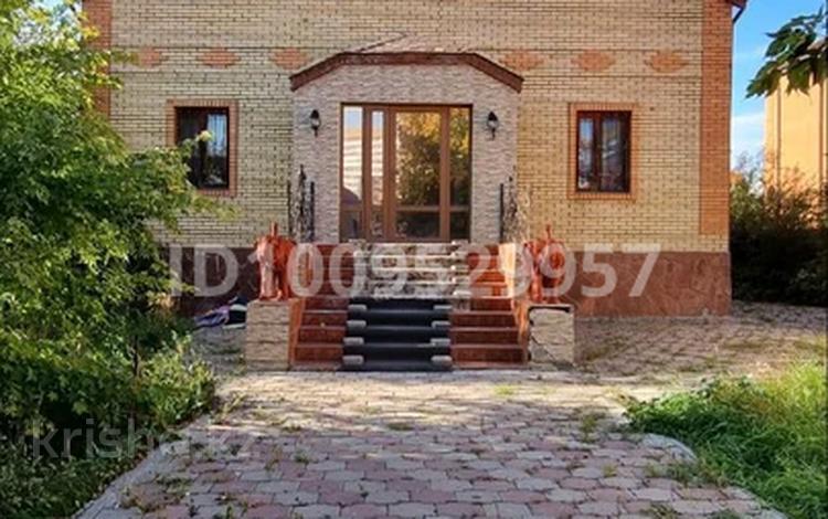Жеке үй · 6 бөлме · 327 м² · 10 сот., мкр Городской Аэропорт 112 — Кулкыбаева 69, бағасы: 115 млн 〒 в Караганде, Казыбек би р-н — фото 2