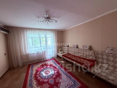 2-бөлмелі пәтер · 52.8 м² · 2/10 қабат, Гүлдер 2 ш/а., Таттимбета — Напротив 3 поликлиники, бағасы: 25 млн ₸ в Караганде, Казыбек би р-н