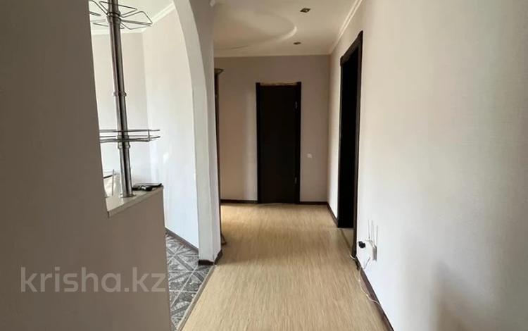 2-комнатная квартира · 74 м² · 2/5 этаж, пр. Назарбаева 9 за 25.5 млн 〒 в Кокшетау — фото 2