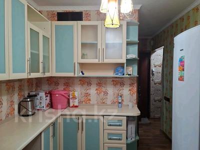3-бөлмелі пәтер · 60 м² · 2/5 қабат, 16-шағынаудан — Коктем, бағасы: 200 000 ₸ в Шымкенте, Аль-Фарабийский р-н