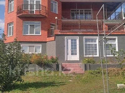 Отдельный дом · 5 комнат · 380 м² · 10 сот., Набережная 43 за 205 млн 〒 в 