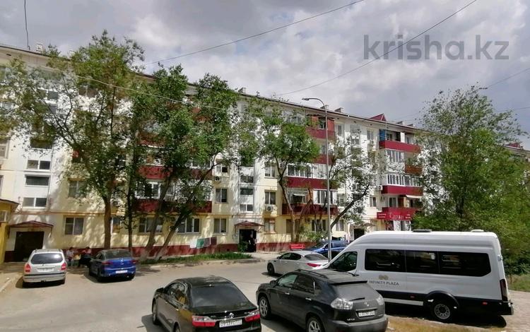3-бөлмелі пәтер · 57.5 м² · 2/5 қабат, Авангард-3 33, бағасы: 16.5 млн ₸ в Атырау, мкр Авангард-3 — фото 2