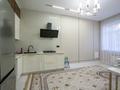 5-комнатная квартира · 300 м², мкр. Мамыр-1 27 за 212 млн ₸ в Алматы, Ауэзовский р-н — фото 14