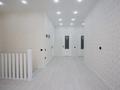 5-комнатная квартира · 300 м², мкр. Мамыр-1 27 за 212 млн ₸ в Алматы, Ауэзовский р-н — фото 17