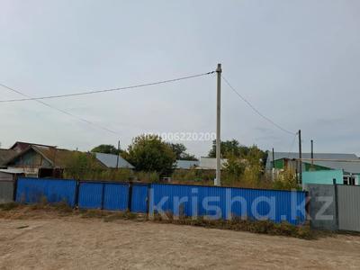 Отдельный дом · 1 комната · 60 м² · 7 сот., Перевалочно Набережная 27 — Сарайшык за 15 млн 〒 в Уральске, мкр Школьник