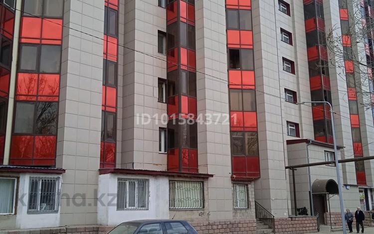1-бөлмелі пәтер · 38.1 м² · 6/9 қабат, Юго-Восток ш/а., Карбышева 4, бағасы: 11 млн ₸ в Караганде, Казыбек би р-н — фото 2