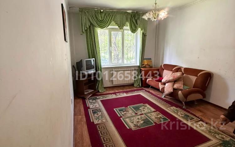 2-бөлмелі пәтер · 47 м² · 1/5 қабат, мкр Мамыр-2 11, бағасы: 250 000 ₸ в Алматы, Ауэзовский р-н — фото 2