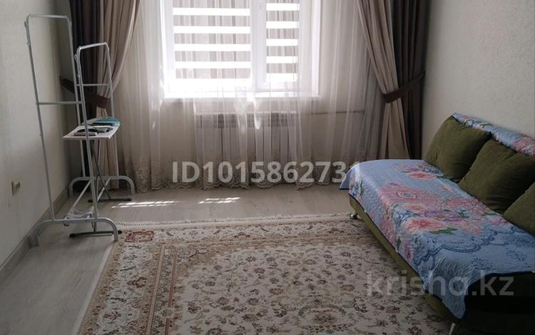 1-комнатная квартира · 43 м² · 4/6 этаж, 16-й мкр , 16-ш/а. 90 за 130 000 ₸ в Актау — фото 2