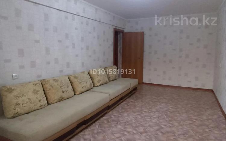 1-бөлмелі пәтер · 34 м² · 4/5 қабат, Энтузиастов 17 1 — на пересечении улицы Молдагуловой, бағасы: 15.8 млн ₸ в Усть-Каменогорске — фото 2