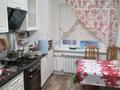 4-бөлмелі пәтер · 71 м² · 4/5 қабат, 4 микрорайон 6, бағасы: 25 млн ₸ в Аксае — фото 4