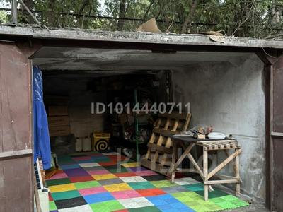 Гараж · 20 м² · СЕЙФУЛЛИНА 423 — За рестораном Гулистан за 3.1 млн ₸ в Алматы, Турксибский р-н