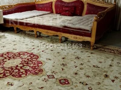 1 комната · 36 м² · 1/2 этаж, мкр Атырау, Курмангалиева 4 — Алии Молдагуловой и Курмангалиева (старый базар) за 90 000 〒