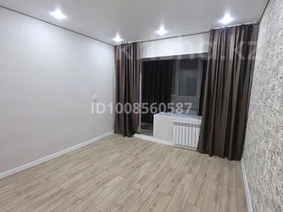 1-бөлмелі пәтер · 33 м² · 1/5 қабат, 12-й микрорайон, 12-й микрорайон 1 — Жибек жолы, бағасы: 11 млн ₸ в Шымкенте, Енбекшинский р-н
