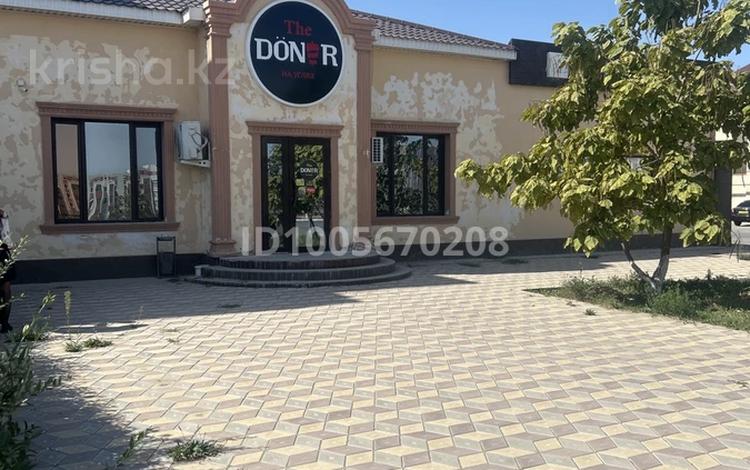 Офисы, общепит, салоны красоты, фитнес и спорт, медцентры и аптеки, образование, развлечения, конференц-залы, кабинеты и рабочие места, студии · 100 м² за 400 000 〒 в Актау, 30-й мкр — фото 2