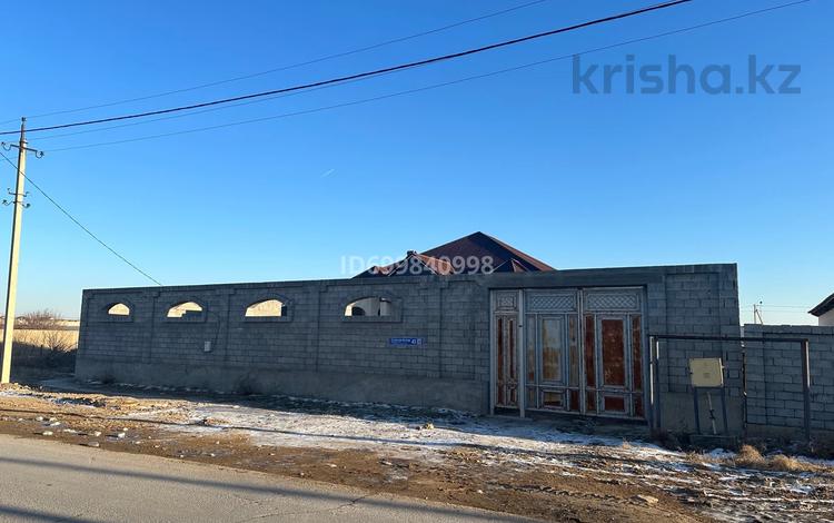 Отдельный дом · 8 комнат · 255 м² · 10 сот., Сүйіліш батыр 43 — Анар апа магазиніне қарсы за 44 млн ₸ в Туркестане — фото 2