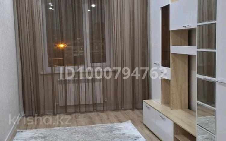2-комнатная квартира · 63 м² · 4/5 этаж, мкр. Алтын орда, Мангилик ел 360А за 200 000 ₸ в Актобе — фото 2