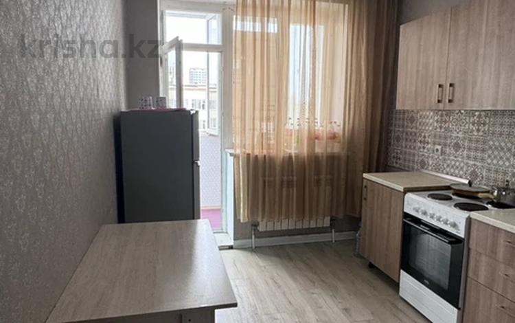 1-комнатная квартира · 40 м² · 8/8 этаж, Болекпаева 16 за 20 млн ₸ в Астане, Есильский р-н — фото 2
