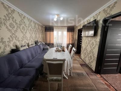 4-бөлмелі пәтер, 62 м², 5/5 қабат, Майкудук, 17й микрорайон 55 — ТД REAL, бағасы: 14 млн 〒 в Караганде, Алихана Бокейханова р-н