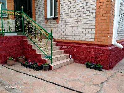 Отдельный дом • 5 комнат • 330 м² • 10 сот., Лепси за 140 млн 〒 в Астане, Алматы р-н