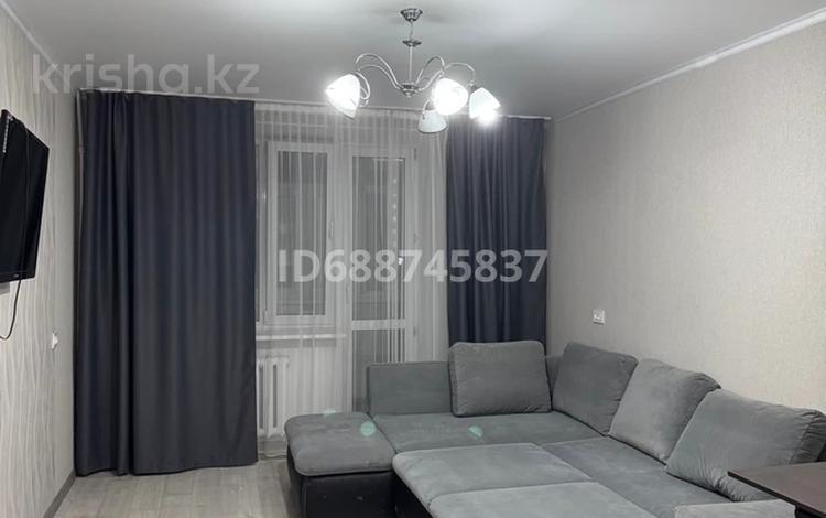 3-комнатная квартира · 80 м² · 3/6 этаж, мкр 5, Есет-Батыра 83 за 300 000 ₸ в Актобе — фото 13