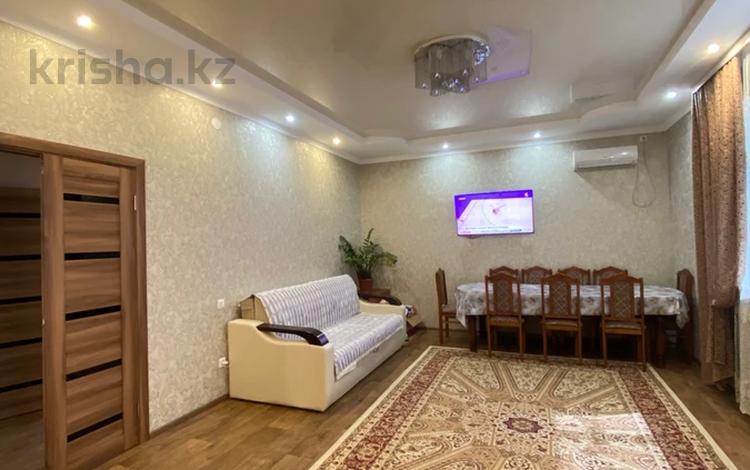 Отдельный дом · 3 комнаты · 94.4 м² · 10 сот., Момышулы 40 за 54 млн 〒 в Уральске — фото 2